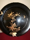 A large black lacquered pair of plates, Japan, Taisho era, 大正時代, (1912-1926). - Picture 02