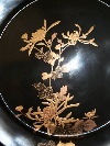 A large black lacquered pair of plates, Japan, Taisho era, 大正時代, (1912-1926). - Picture 03