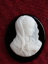Cameo glass depicting a Vestal, Rome, late 18th century-early 19th century. - Picture 01