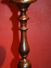 Hand-turned walnut candlesticks, central Italy, early 18th century. - Picture 04