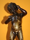 Bambino, scultura in bronzo patinato, firmato R.W. Lange, Francia o Germania, inizio del XX secolo. - Foto 02